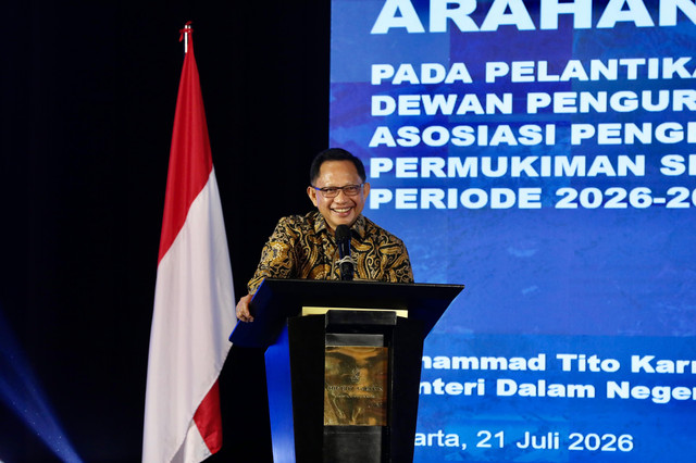 Mendagri Tito Karnavian tegaskan pelibatan sektor swasta sangat penting untuk mengoptimalkan realisasi program perumahan rakyat guna mengatasi tantangan backlog perumahan secara cepat, Selasa (21/7/2026). Foto: Kemendagri RI