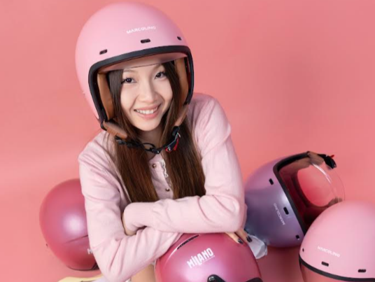 Variasi helm berwarna dari Marcolino Helmet. Foto: Dok. Marcolino Helmet