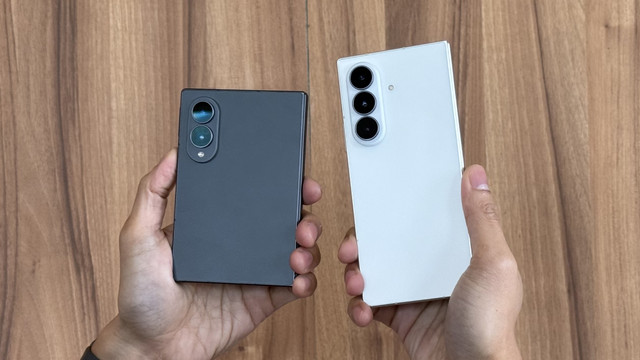 Samsung Galaxy Z Fold 8 dan Galaxy Z Fold Ultra Foto: Habib Allbi Ferdian/kumparan