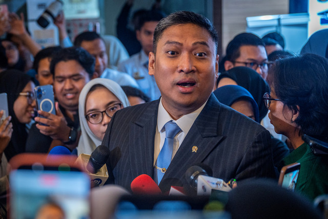 Kepala Badan Gizi Nasional (BGN) Sudaryono menjawab pertanyaan wartawan usai rapat internal di Kantor BGN, Jakarta, Rabu (22/7/2026). Foto: Bayu Pratama S/ANTARA FOTO