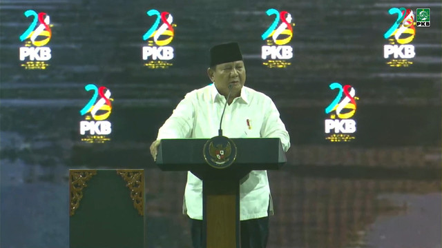 Presiden Prabowo Subianto memberikan sambutan saat menghadiri Puncak Harlah PKB ke-28 di JCC, Senayan, Jakarta, Kamis (23/7/2026). Foto: Youtube/ DPP PKB