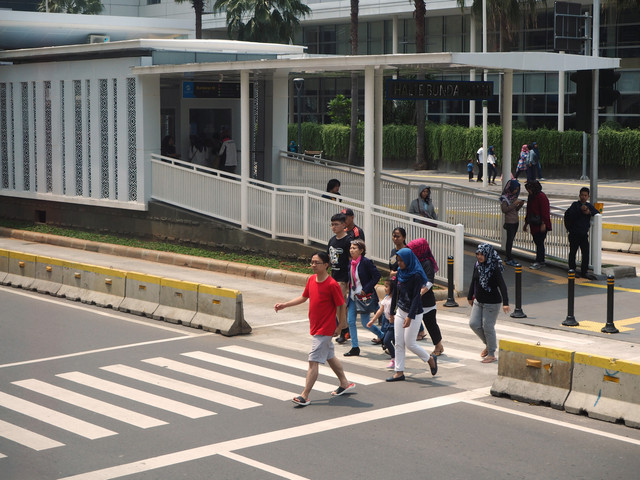 Pelican Crossing di Bundaran HI. Foto: GeorginaCaptures/Shutterstock
