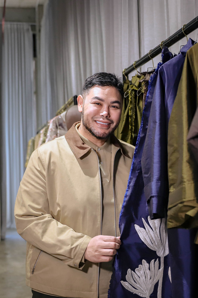 Fashion Designer, Ivan Gunawan, berpose usai diwawancara oleh kumparan di Jakarta, Kamis (23/7). Foto: Jamal Ramadhan/kumparan