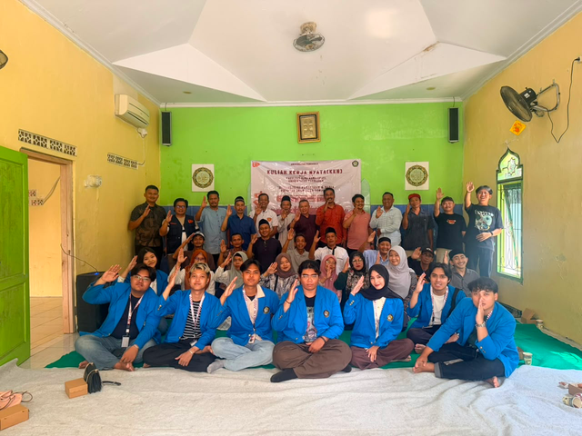 Sosialisasi Pembukaan KKN di Desa Tonjong