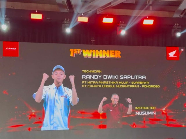 Randy Dwiki Saputra, juara pertama kategori Teknisi Pit Reguler di AHM Technical Skill Contest (AHM TSC) 2026. Foto: Alvian Yoga Yulianto/kumparan