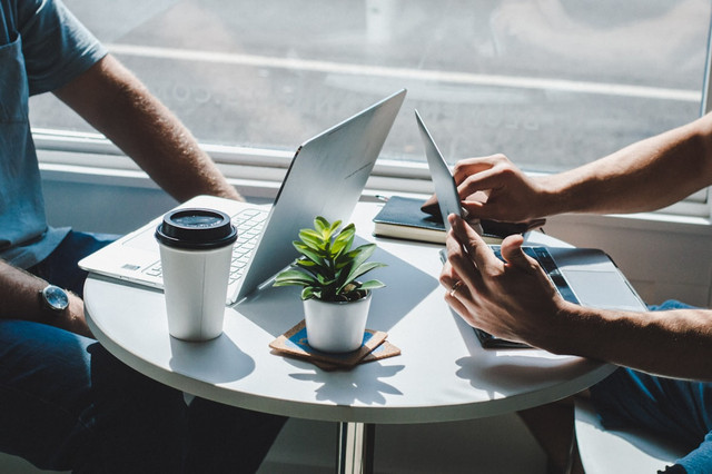 Ilustrasi contoh wawancara PMR dan jawabannya. Foto: Unsplash.com/Maranda Vandergriff