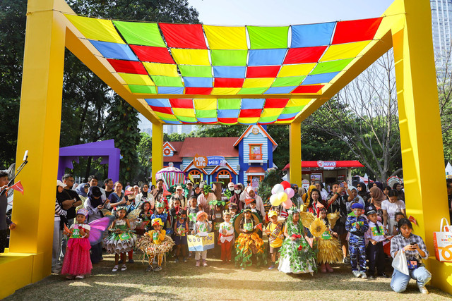 Keseruan Pawai Cilik pada kumparanMOM Festival Hari Anak 2026 di Ex Taman Anggrek, GBK, Jakarta, Sabtu (25/7/2026). Foto: kumparan
