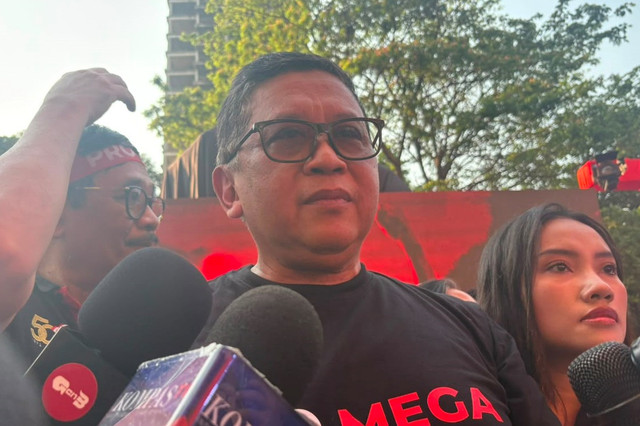 Sekjen PDIP Hasto Kristiyanto usai acara teatrikal peristiwa Kudatuli di Kantor DPP PDIP, Menteng, Jakarta Pusat, Minggu (26/7/2026). Foto: Nasywa Athifah/kumparan