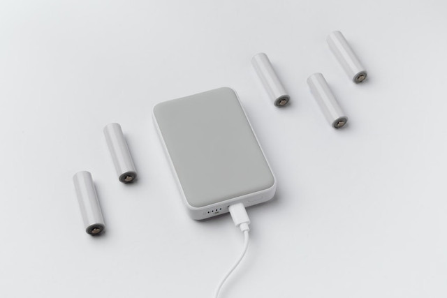 Ilustrasi power bank fast charging. Foto: Unsplash