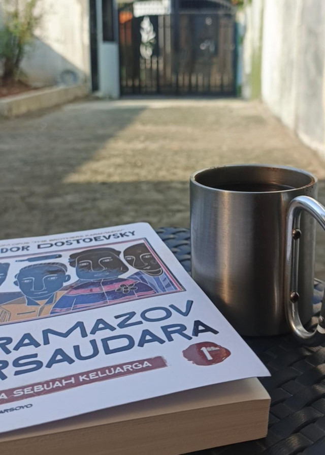 Harbaca: Karamazov Bersaudara