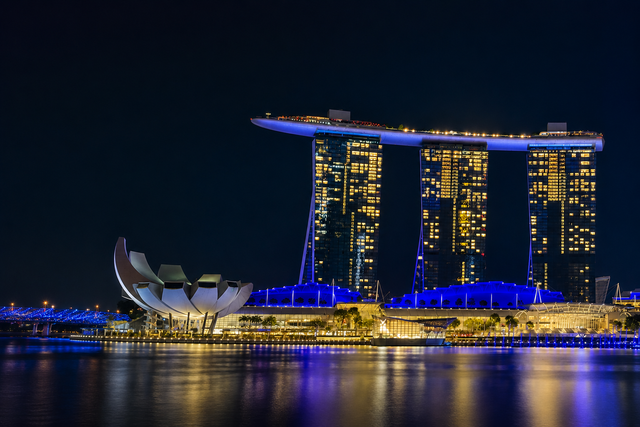 Pemandangan Marina Bay, Singapore di malam hari. Sumber: Dokumentasi Pribadi