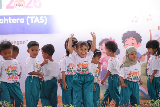Kemensos luncurkan Taman Anak Sejahtera (TAS) di Sentra Alyatama Jambi dan gelar talkshow parenting dalam rangka peringatan Hari Anak Nasional 2026, Selasa (28/7/2026).  Foto: Kemensos RI