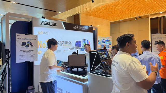 Asus memamerkan jajaran AI PC dan perangkat gaming di Astranauts 2026, mulai dari Vivobook S14 OLED hingga ROG Desktop GM700. Foto: Asus