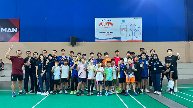 foto bersama atlet dan pelatih pb platinum