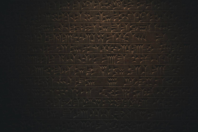 Ilustrasi Cuneiform. Foto: Unsplash.