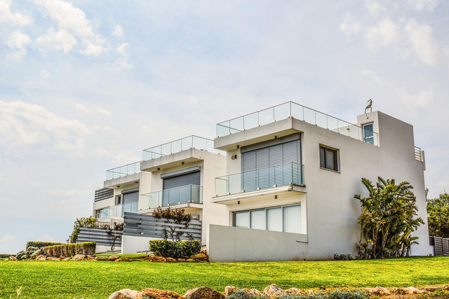 Foto: https://cdn.pixabay.com/photo/2017/04/10/22/28/residence-2219972_1280.jpg