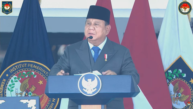 Presiden Prabowo Subianto menghadiri Upacara Pelantikan Pamong Praja Muda di Kampus IPDN, Jatinangor, Kabupaten Sumedang, Rabu (29/7/2026). Foto: Youtube/Humas IPDN
