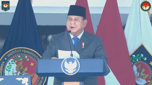 Presiden Prabowo Subianto menghadiri Upacara Pelantikan Pamong Praja Muda di Kampus IPDN, Jatinangor, Kabupaten Sumedang, Rabu (29/7/2026). Foto: Youtube/Humas IPDN
