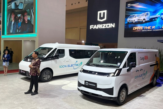 Mobil niaga Farizon diboyong Arista Group pada ajang GIIAS 2026 di Indonesia Convention Exhibition (ICE) BSD, Tangerang, Rabu (29/7/2026). Foto: Aditya Pratama Niagara/kumparan