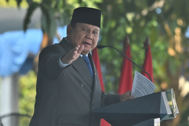 Presiden Prabowo Subianto menyampaikan pidato pada Pelantikan Pamong Praja Institut Pemerintahan Dalam Negeri (IPDN) Angkatan XXXIII di Kampus IPDN, Jatinangor, Kabupaten Sumedang, Jawa Barat, Rabu (29/7/2026). Foto: Bayu Pratama S/ANTARA FOTO
