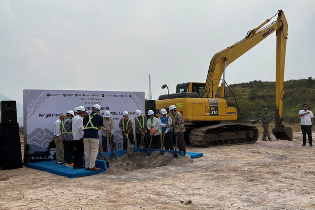 Groundbreaking Pengolahan Sampah menjadi Energi Listrik (PSEL) Legok Nangka, Kabupaten Bandung, Rabu (29/7/2026). Foto: Fariza Rizky Ananda/kumparan