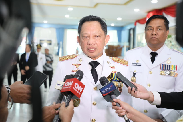 Mendagri Tito Karnavian jelaskan penempatan 1.204 Pamong Praja Muda IPDN Angkatan XXXIII ke seluruh Indonesia, termasuk daerah 3T, sebagai kader pemimpin masa depan menuju Indonesia Emas 2045, Rabu (29/7/2026). Foto: Dok. Kemendagri