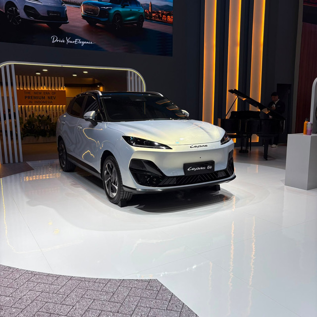 Mobil Lepas E4 di GIIAS 2026.  Foto: Sena Pratama/kumparan