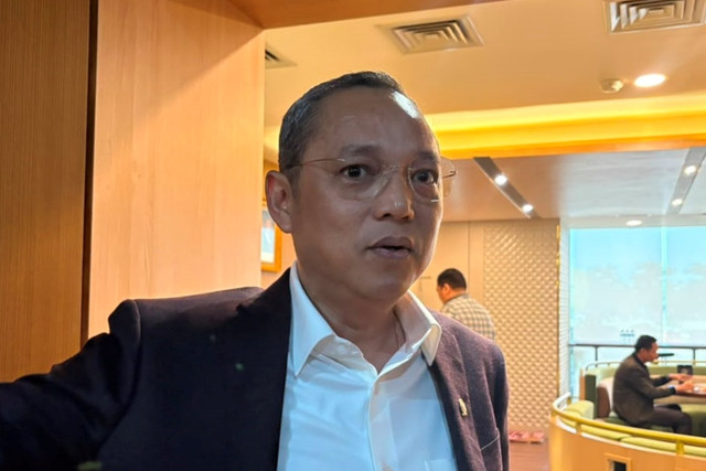 Anggota Komisi II DPR Deddy Sitorus di Kompleks Parlemen, Senayan, Jakarta, Kamis (30/7/2026). Foto: Nasywa Athifah/kumparan