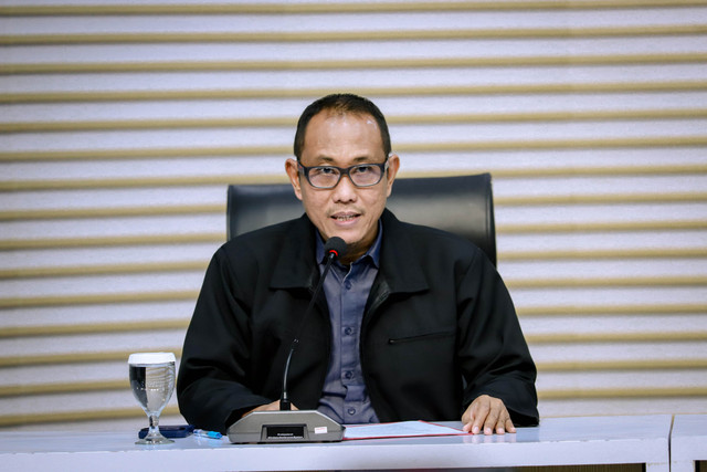 Plt Direktur Penyidikan Komisi Pemberantasan Korupsi (KPK) Ahmad Taufik Husein menyampaikan keterangan pers terkait kasus dugaan korupsi di lingkungan Pemerintahan Kabupaten Pemalang di Gedung Merah Putih KPK, Jakarta, Kamis (30/7/2026). Foto: Jamal Ramadhan/kumparan