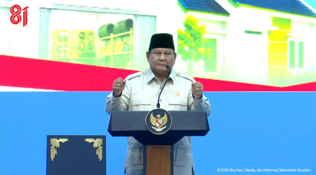 Presiden Prabowo Subianto berpidato pada acara akad massal unit KPR rumah subsidi di Kabupaten Batang, Jawa Tengah, Kamis (30/7/2026). Foto: YouTube/ Sekretariat Presiden