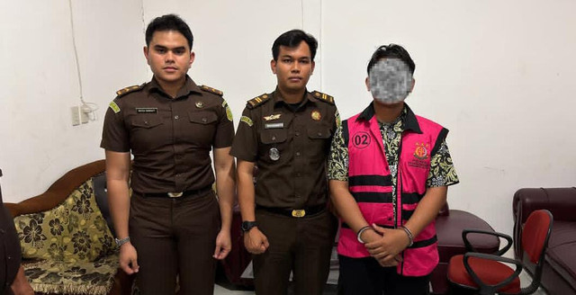 Oknum Polisi berinisial YML jadi tersangka dugaan korupsi bansos tahun 2024. Foto: Dok. Istimewa
