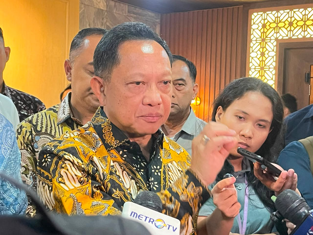 Mendagri Tito Karnavian di Kompleks Parlemen, Senayan, Jakarta, Kamis (30/7/2026). Foto: Nasywa Athifah/kumparan