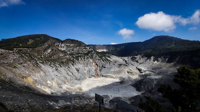 Ilustrasi pesan moral cerita Sangkuriang bagi kehidupan.Foto: Yayan Sopian / Unsplash
