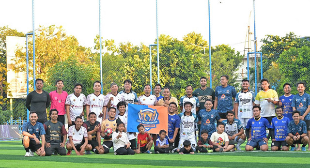 Fun Minisoccer Pererat Jejaring Pengusaha TDA Surabaya dan HIPMI