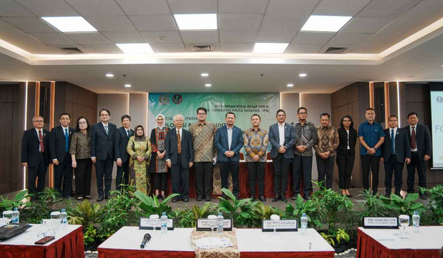 Badan Kerja Sama Antar-Parlemen Dewan Perwakilan Rakyat Republik Indonesia (BKSAP DPR RI) melalui Panitia Kerja (Panja) Diplomasi Parlemen untuk Perjanjian Perdagangan Internasional (DPPI) melakukan kunjungan kerja ke Universitas Pelita Harapan (UPH) Kampus Lippo Village, Karawaci, Tangerang, pada 20 Juli 2026.