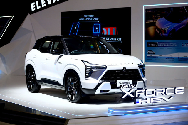 Mitsubishi Xforce HEV di GIIAS 2026 ICE BSD, Tangerang. Foto: MMKSI