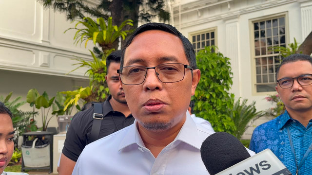 Penasihan Khusus Presiden Bidang Konumikasi dan Media Hasan Nasbi di Istana Negara, Jakarta, Jumat (31/7). Foto: Zamachsyari/kumparan
