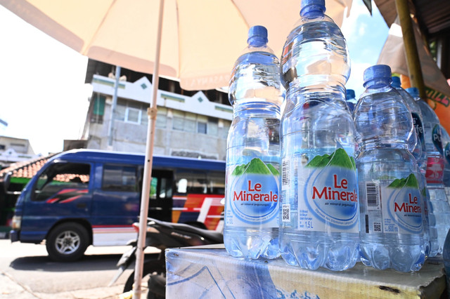Le Minerale berhasil meraih prestasi sebagai air minum dalam kemasan (AMDK) dengan tingkat loyalitas konsumen tertinggi. Foto: istimewa