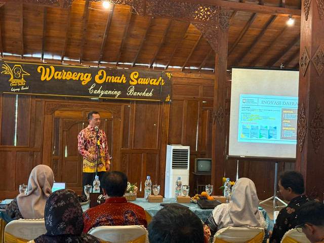 Kepala BSKDN Kemendagri Yusharto Huntoyungo ajak Pemkab Bantul bangun ekosistem inovasi berkelanjutan dari sekolah hingga perguruan tinggi dalam Bantul Innovation Award 2026 di Bantul, Jumat (31/7/2026). Foto: Dok. Kemendagri