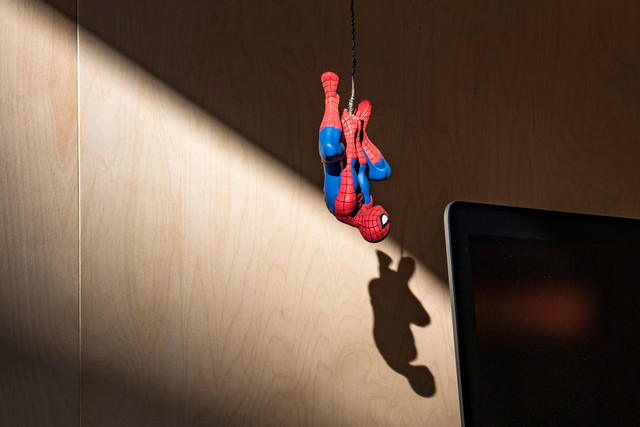 ilustrasi nonton spiderman no way home extended version. unsplash/Jean-Philippe Delberghe