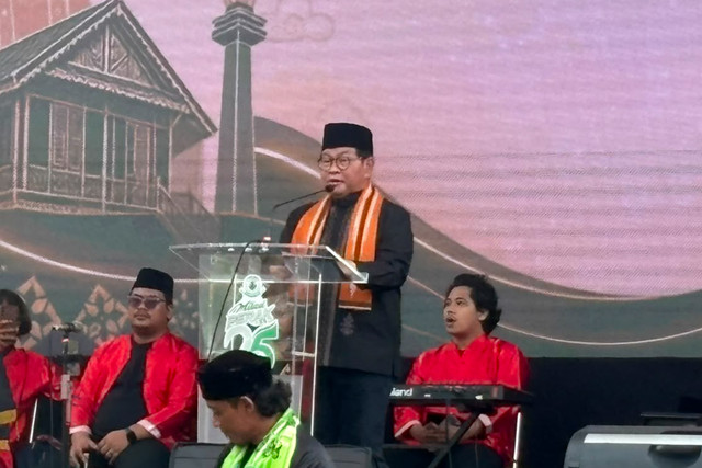 Gubernur DKI Jakarta Pramono Anung saat memberikan sambutan pada Milad ke-25 Forum Betawi Rempug (FBR) di Kemayoran, Jakarta Pusat, Sabtu (1/8/2026). Foto: Nasywa Athifah/kumparan