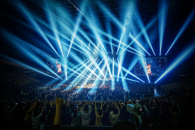 Ilustrasi jadwal konser BIGBANG Jakarta 2026, foto bukan konser yang sebenarnya: Unsplash/Sung Jin Cho