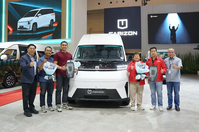 Delivery kendaraan niaga Farizon ke konsumen. Foto: Dok. Arista Group