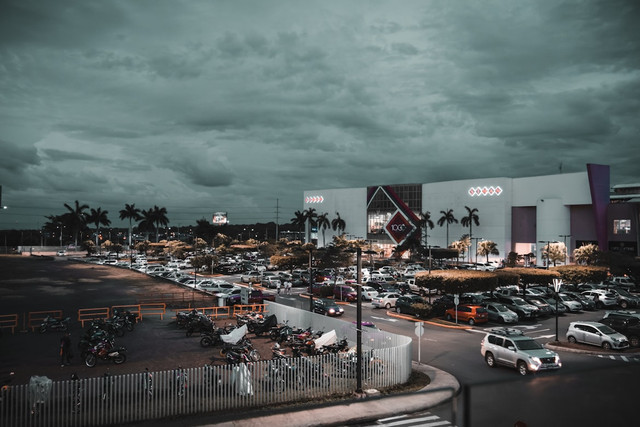 Ilustrasi GIIAS 2026 buka jam berapa. Foto: Unsplash.com/Leonel Ubeda