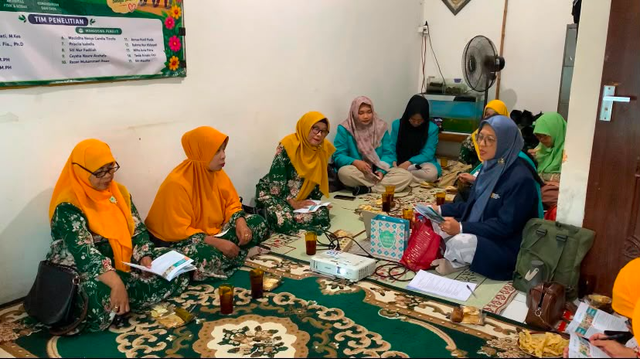 Tim Kesmas FIK UMS Dampingi Pos Lansia Wujudkan Desa Sehat Mandiri