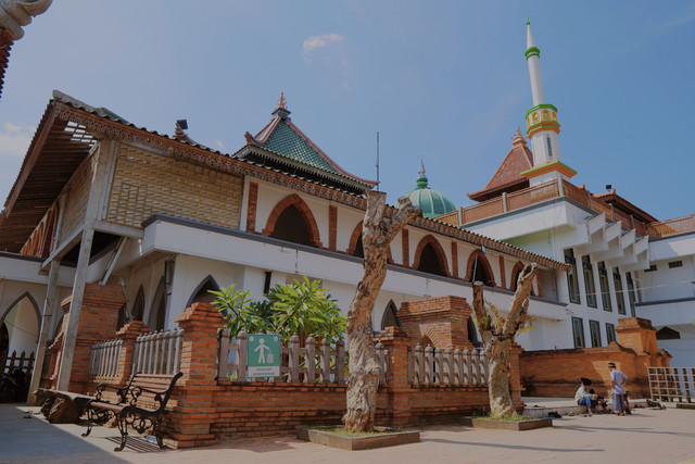 Masjid di Jawa Foto by Pexels