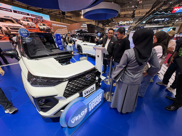 Toyota Veloz Hybrid EV cut body di GIIAS 2026. Foto: Aditya Pratama Niagara/kumparan