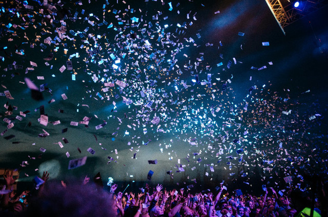 Ilustrasi Harga Tiket Festival Teman TULUS, Unsplash/Pablo Heimplatz