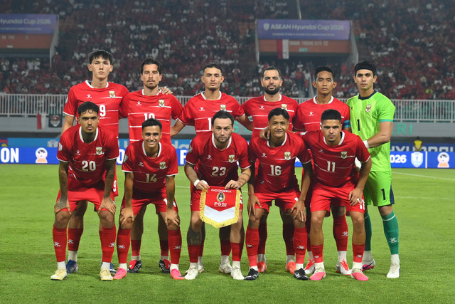 Pesepak bola Timnas Indonesia berfoto bersama sebelum melawan Vietnam pada pertandingan Grup A Piala AFF 2026 di Stadion Gelora Pakansari, Kabupaten Bogor, Jawa Barat, Senin (3/8/2026). Foto: Bayu Pratama S/ANTARA FOTO