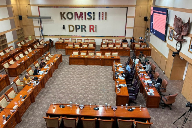 Rapat dengar pendapat Komisi III DPR terkait masukan tentang RUU Perampasan Aset di Kompleks Parlemen, Senayan, Jakarta, Selasa (4/8/2026). Foto: Nasywa Athifah/kumparan